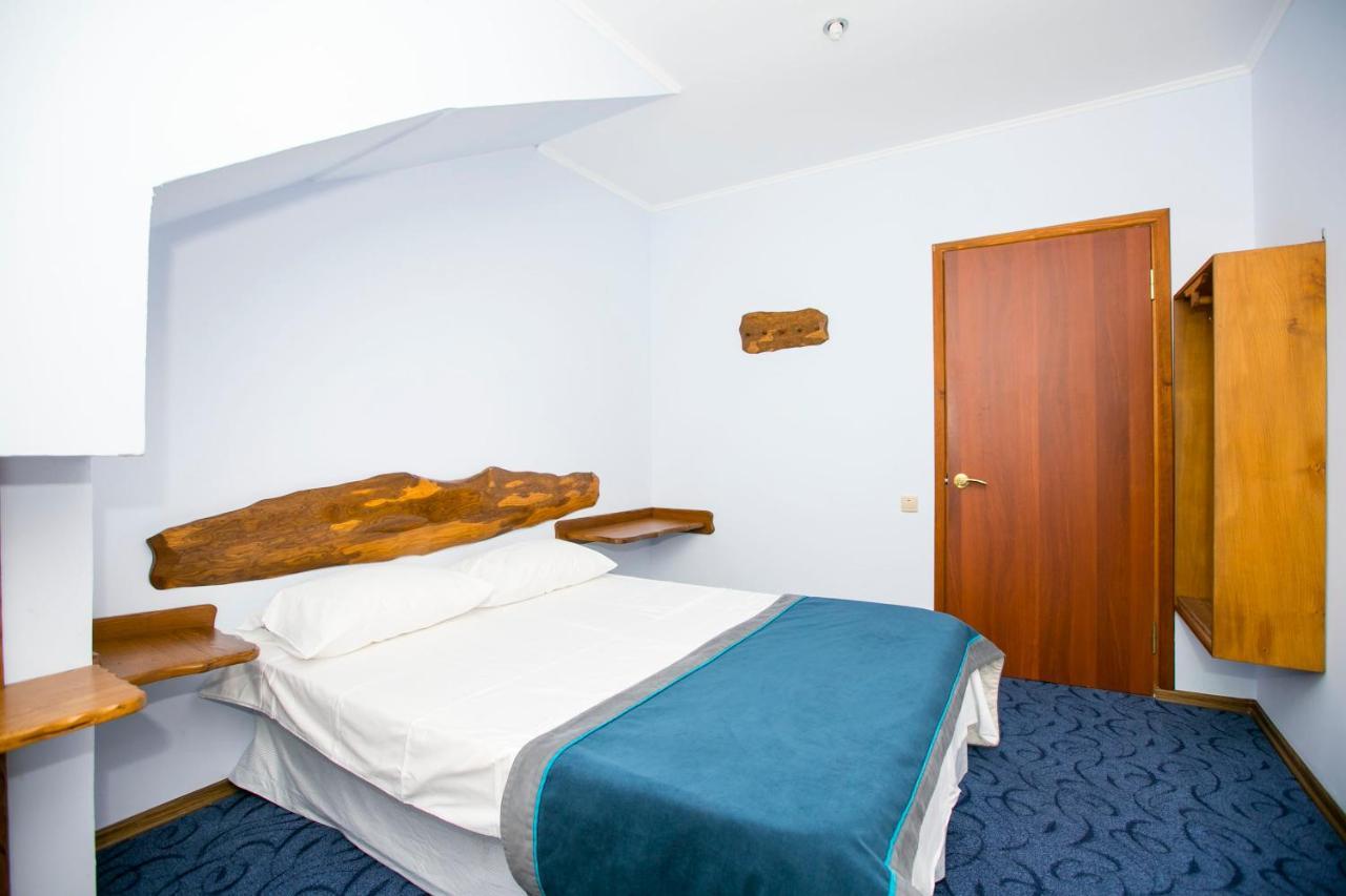 Guest House Lavr Gagra Eksteriør billede