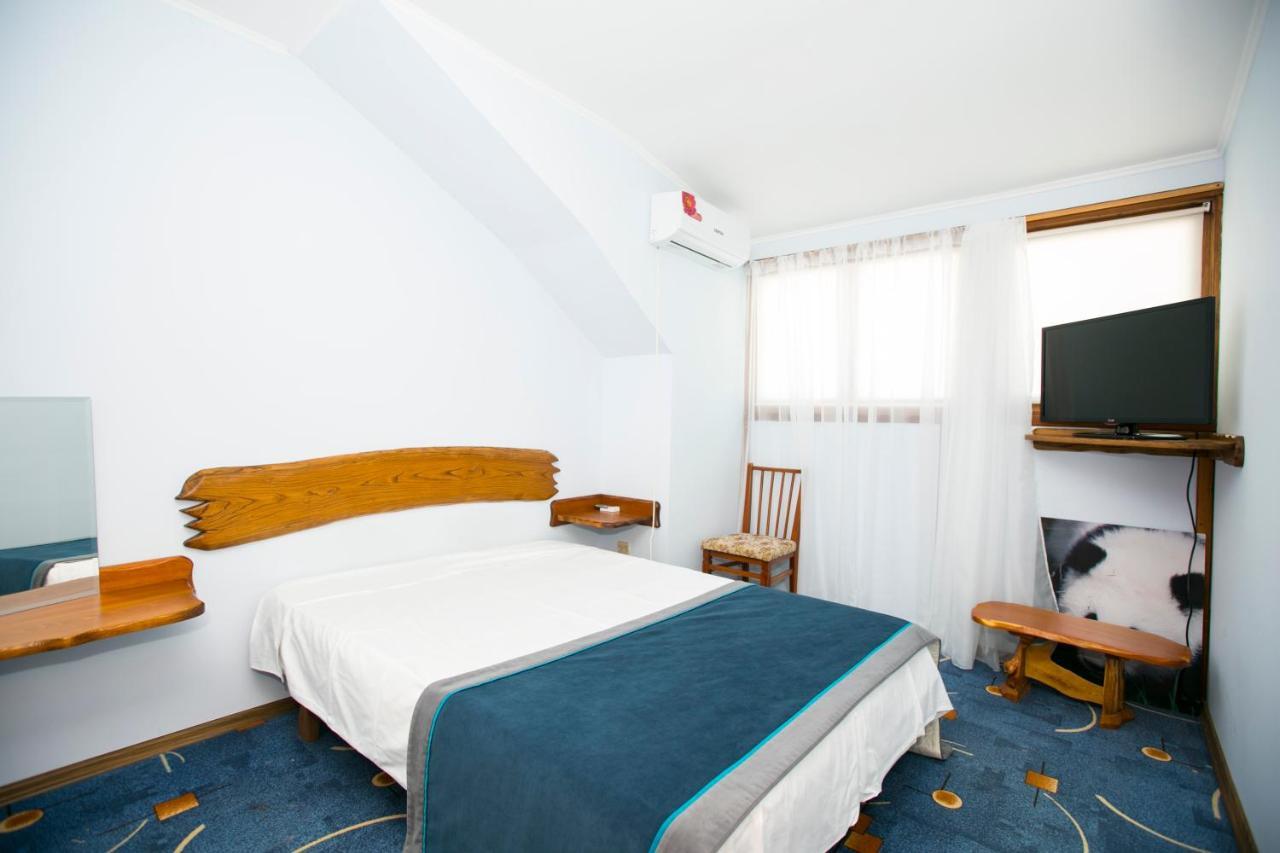Guest House Lavr Gagra Eksteriør billede